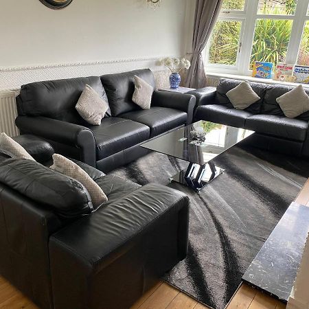 Detached Bungalow II Big Garden II Pet Friendly Villa Hednesford Екстериор снимка