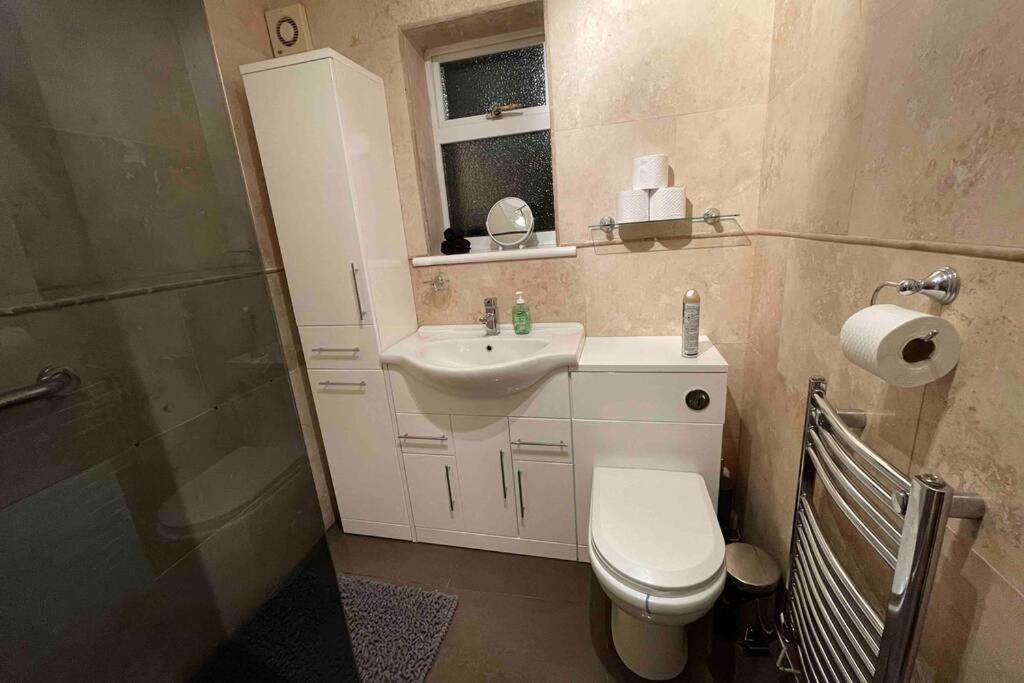 Detached Bungalow II Big Garden II Pet Friendly Villa Hednesford Екстериор снимка