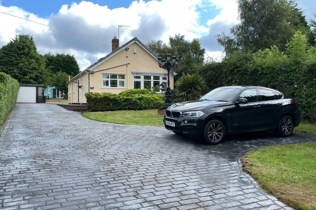 Detached Bungalow II Big Garden II Pet Friendly Villa Hednesford Екстериор снимка