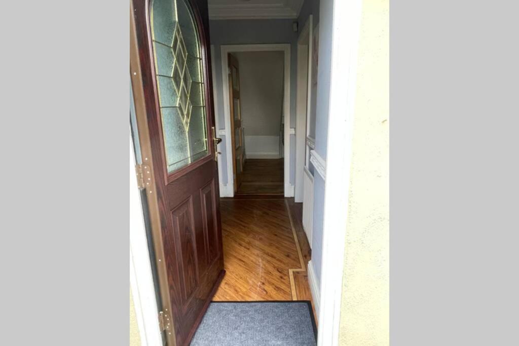 Detached Bungalow II Big Garden II Pet Friendly Villa Hednesford Екстериор снимка